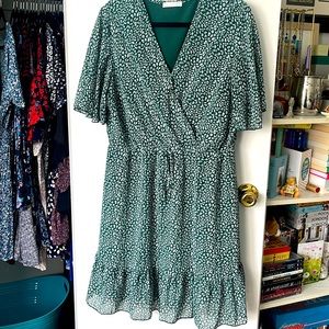 Short sleeve fit and flare sundress worn once